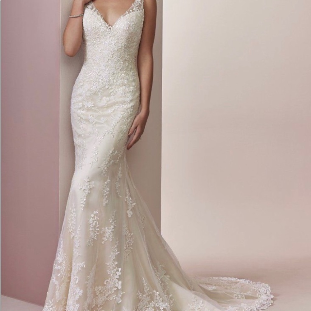 Maggie Sottero 8rn724 Elora wedding dress